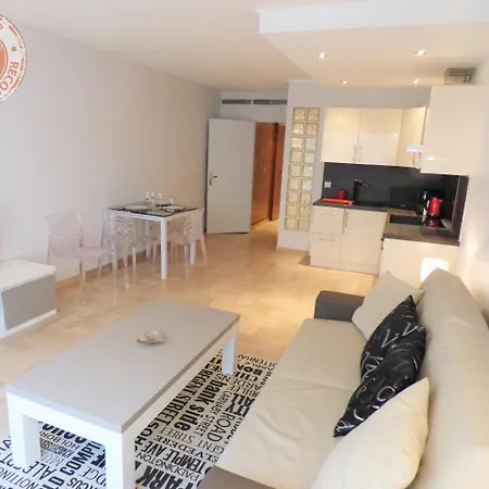 Croisette Alc 64 Antibes Apartman *